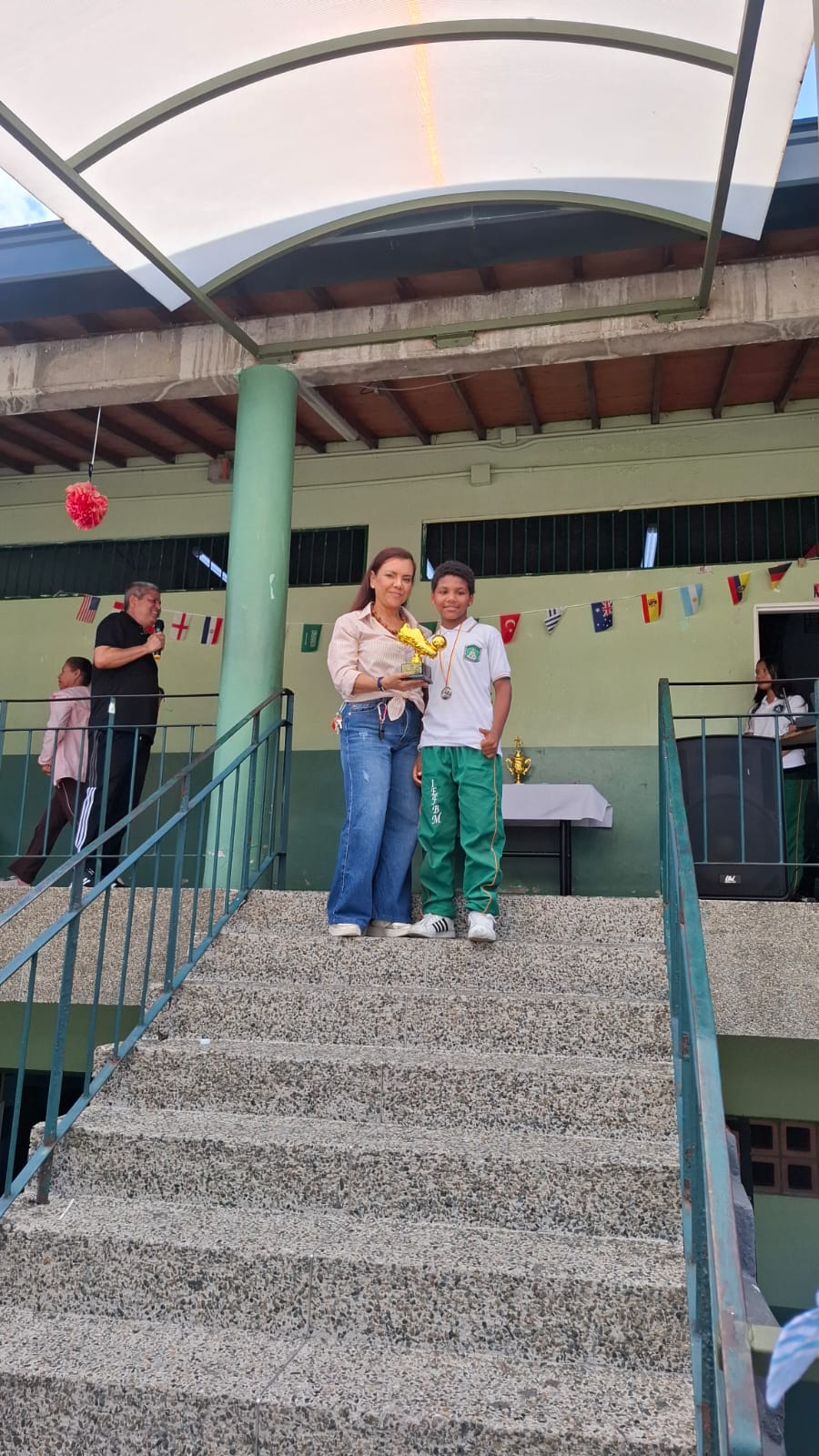 CLAUSURA DE TORNEOS MICRO PRIMARIA  (11).